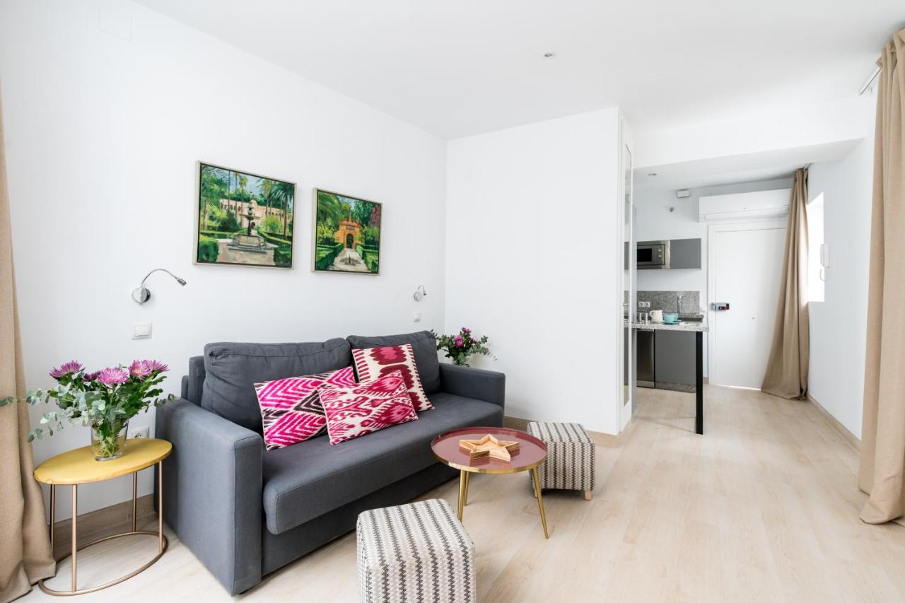 Apartamentos Rg Suites Plaza Del Salvador Sevilla Bagian luar foto