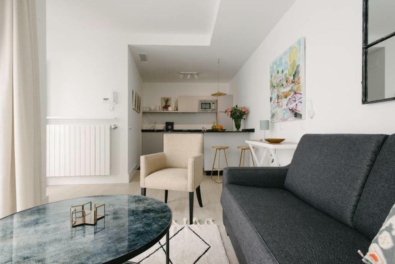 Apartamentos Rg Suites Plaza Del Salvador Sevilla Bagian luar foto
