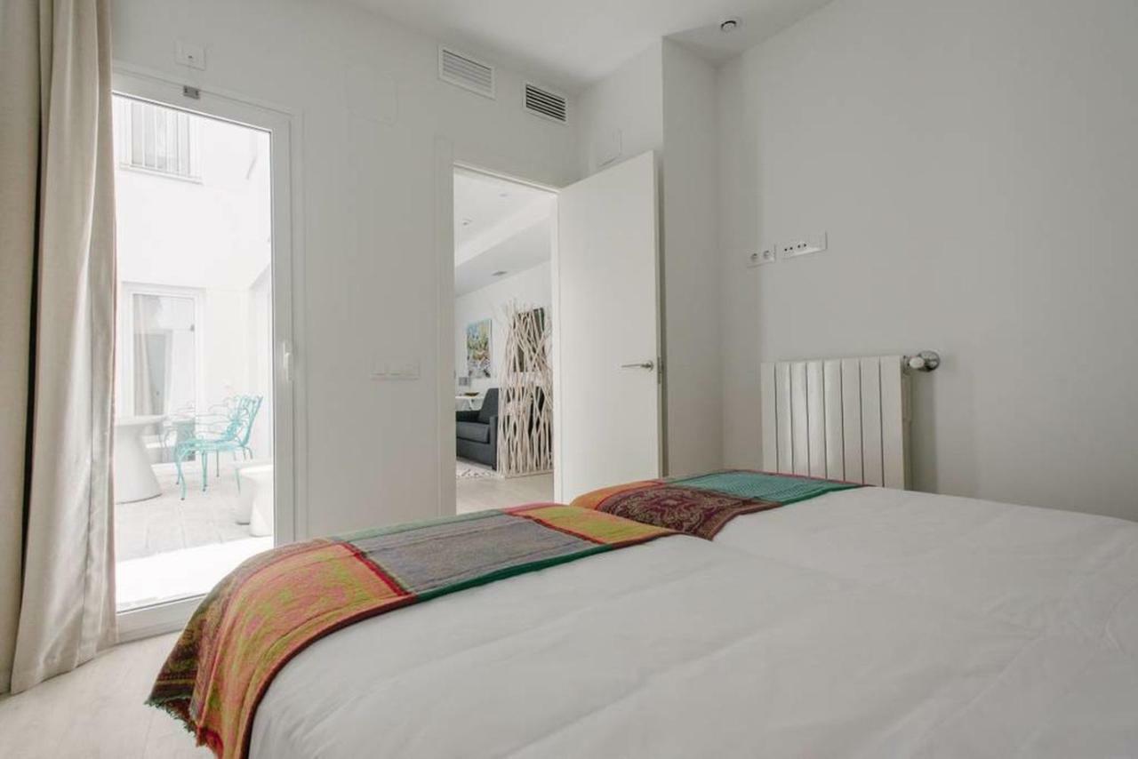 Apartamentos Rg Suites Plaza Del Salvador Sevilla Bagian luar foto