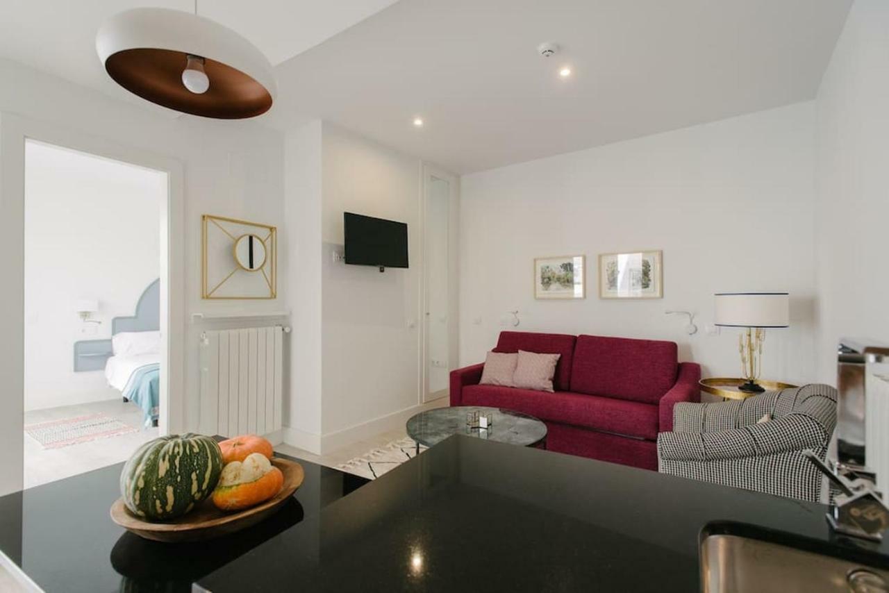 Apartamentos Rg Suites Plaza Del Salvador Sevilla Bagian luar foto